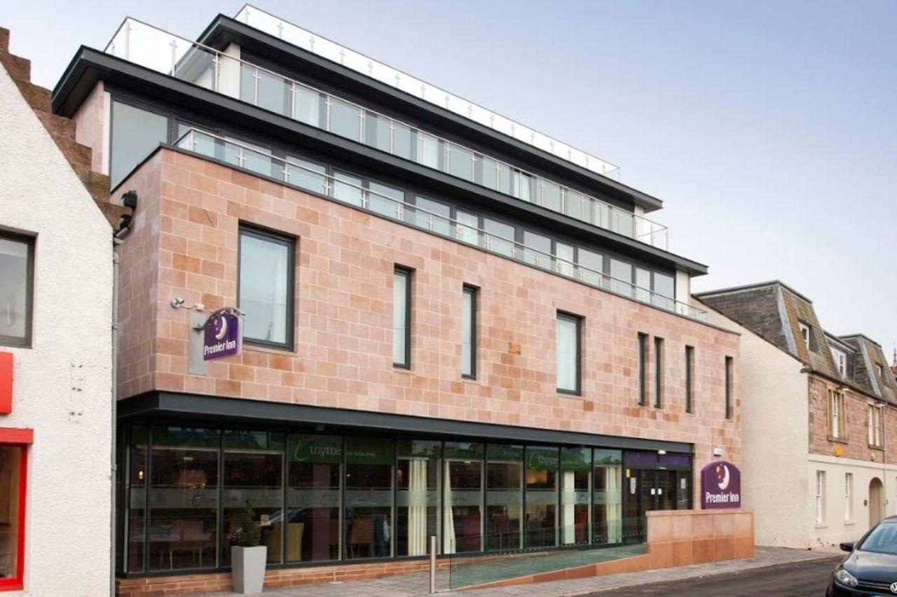 Premier Inn Inverness Centre - River Ness Extérieur photo