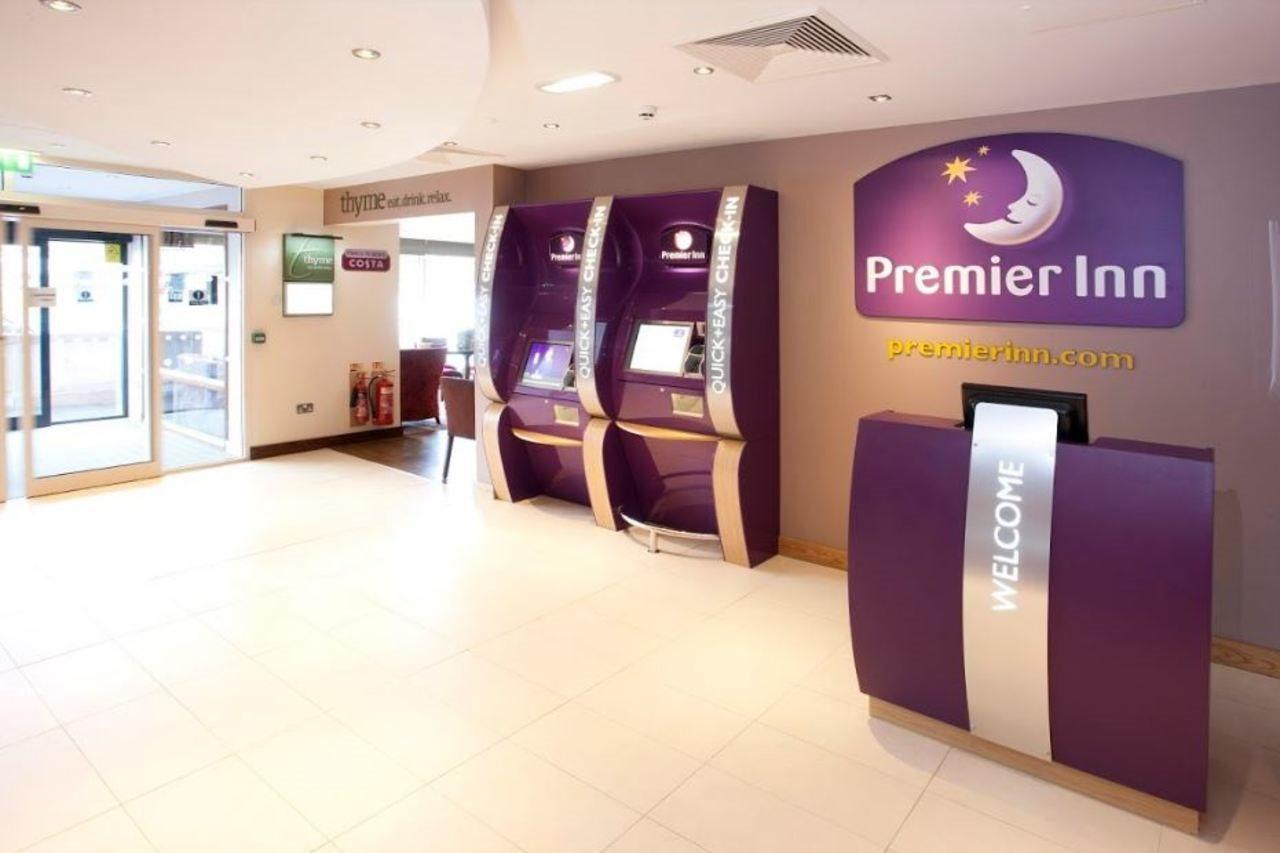Premier Inn Inverness Centre - River Ness Extérieur photo
