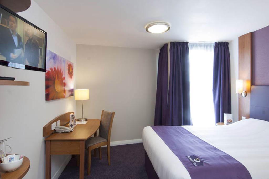 Premier Inn Inverness Centre - River Ness Chambre photo