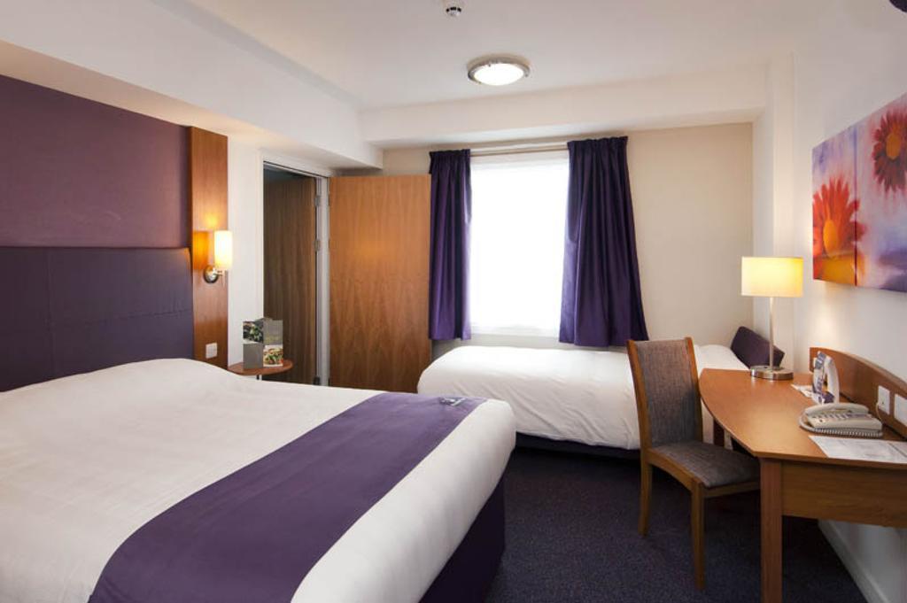 Premier Inn Inverness Centre - River Ness Chambre photo