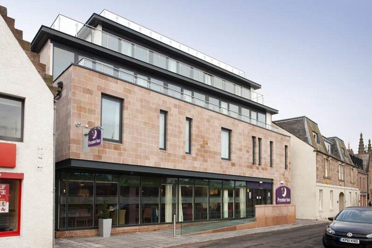 Premier Inn Inverness Centre - River Ness Extérieur photo