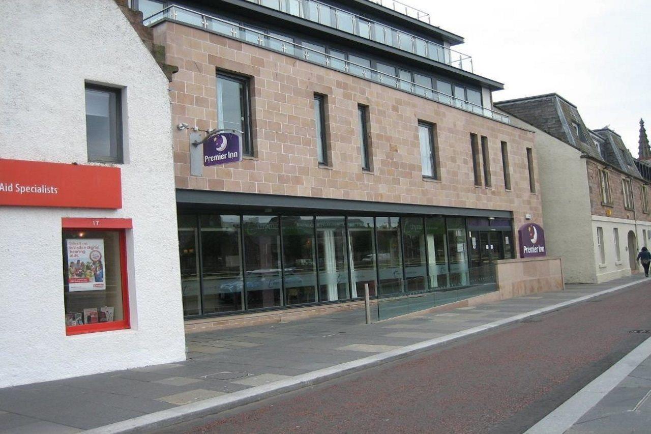 Premier Inn Inverness Centre - River Ness Extérieur photo